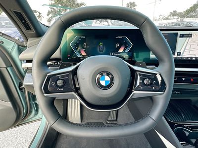 2025 BMW 5 Series — photo 10 view