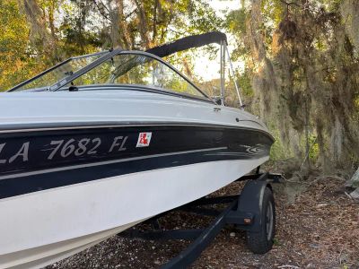 2005 Sea Ray 185 Outboard Sport - Photo 2