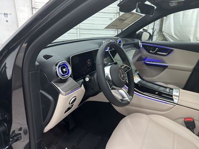 2026 Mercedes-Benz GLC - Photo 9