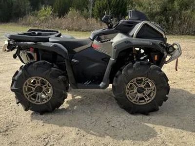 2026 Can-Am® Outlander X mr 1000R Loft Green Satin — front three-quarter view
