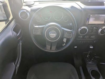 2017 Jeep Wrangler — photo 13 view