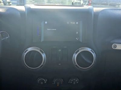 2017 Jeep Wrangler — photo 17 view