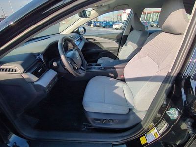 2026 Toyota Camry - Photo 8