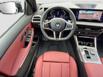 2026 BMW 3 Series — photo 17 view
