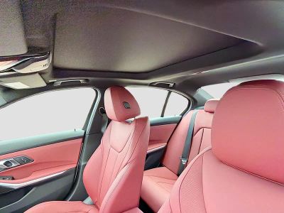 2026 BMW 3 Series — photo 27 view