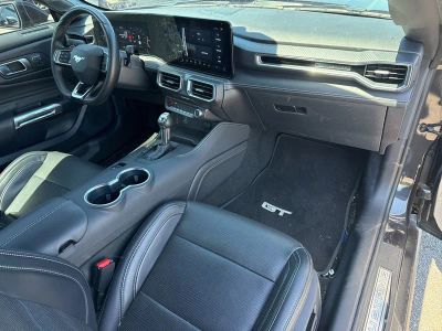 2024 Ford Mustang — photo 11 view