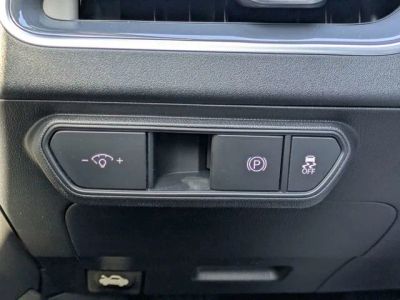 2025 Kia K4 — photo 24 view