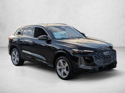 2025 Audi Q5 — detail view