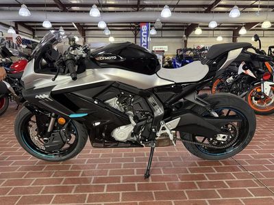 2026 CFMOTO 675SS - Photo 7