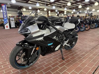 2026 CFMOTO 675SS - Photo 3