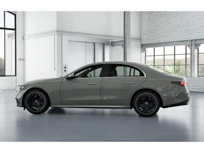 2026 Mercedes-Benz E-Class - Photo 33