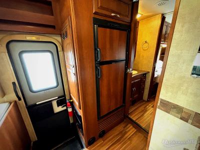 2014 Coachmen Concord - Photo 14