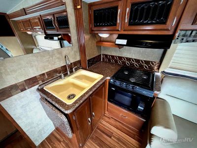 2014 Coachmen Concord - Photo 6