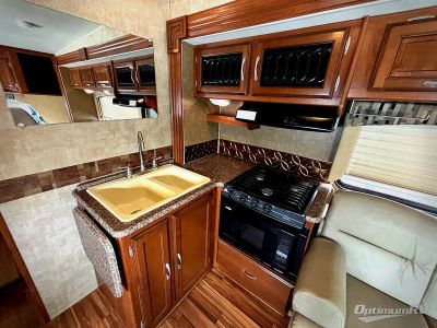 2014 Coachmen Concord - Photo 10