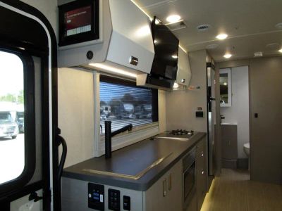 2026 Winnebago NAVION - Photo 6