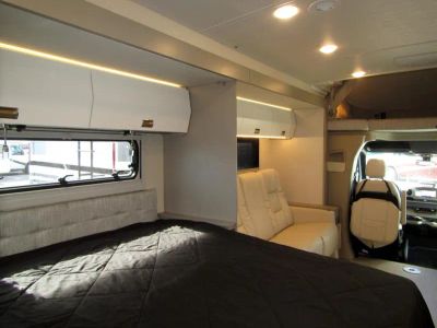 2026 Winnebago NAVION - Photo 16