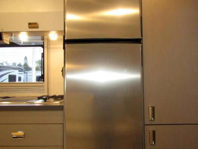 2026 Winnebago NAVION - Photo 8