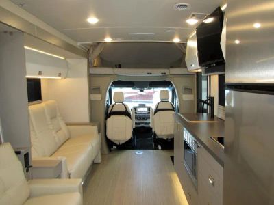 2026 Winnebago NAVION - Photo 3