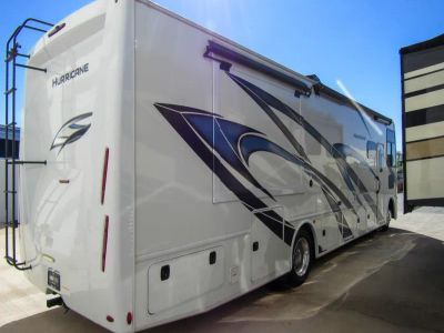 2023 Thor Motor Coach HURRICANE - Photo 23