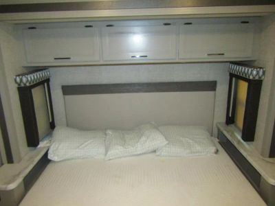 2023 Thor Motor Coach HURRICANE - Photo 17