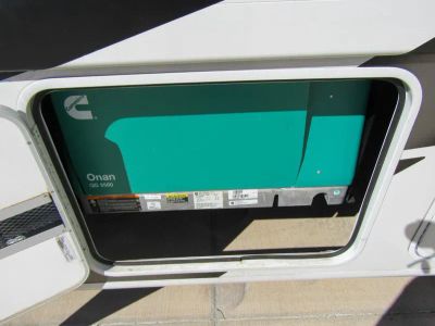 2023 Thor Motor Coach HURRICANE - Photo 36