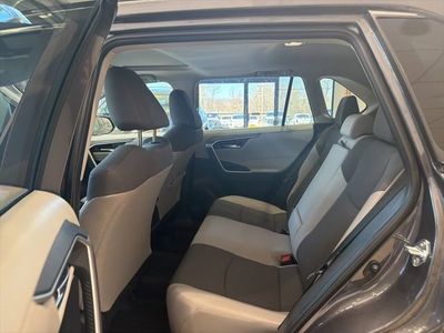 2025 Toyota RAV4 XLE - Photo 20