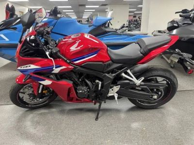 2024 Honda® CBR650RACR — front three-quarter view