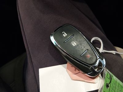 2022 Chevrolet Traverse - Photo 15