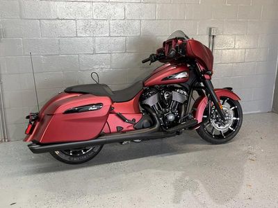 2025 Indian Motorcycle Chieftain Dark Horse w/PowerBand Audio Sunset Red Smoke - Photo 11