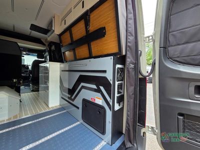 2026 Remote Vans Remote Vans - Photo 8