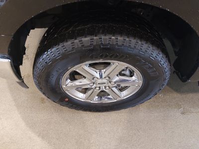 2025 Ford F-150 — photo 10 view