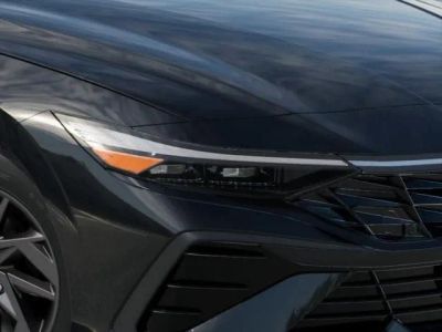 2026 Hyundai Elantra Hybrid - Photo 9