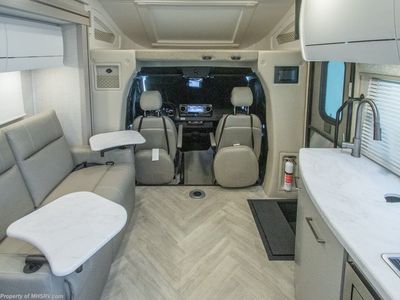 2026 Thor Motor Coach Tiburon - Photo 3