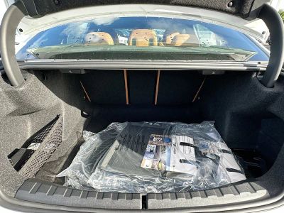 2026 BMW 3 Series — photo 21 view