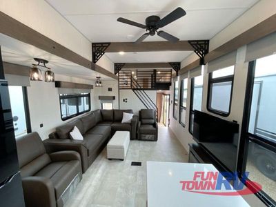 2025 Forest River RV Cherokee Timberwolf Black Label - Photo 25