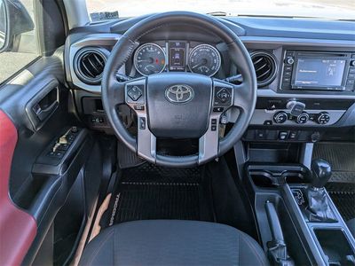 2019 Toyota Tacoma - Photo 14
