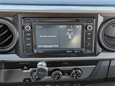 2019 Toyota Tacoma - Photo 16
