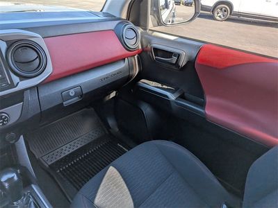 2019 Toyota Tacoma - Photo 15