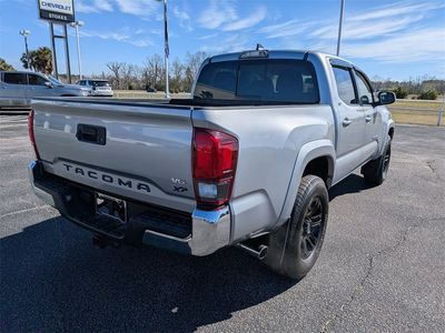 2019 Toyota Tacoma - Photo 3