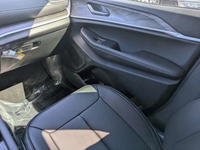 2025 Jeep Grand Cherokee — photo 15 view