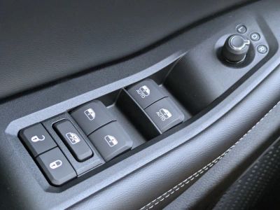 2025 Jeep Grand Cherokee — photo 21 view