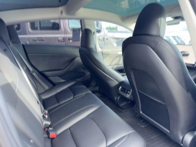 2023 Tesla Model 3 - Photo 12