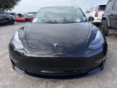 2023 Tesla Model 3 - Photo 2