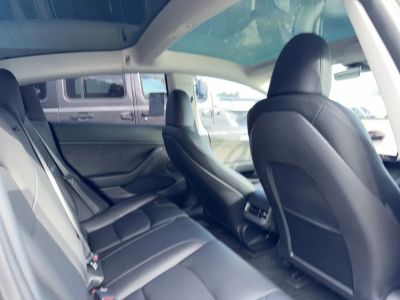 2023 Tesla Model 3 - Photo 13