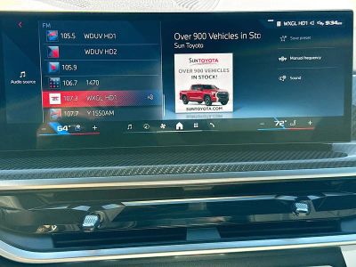 2027 BMW X6 — photo 32 view