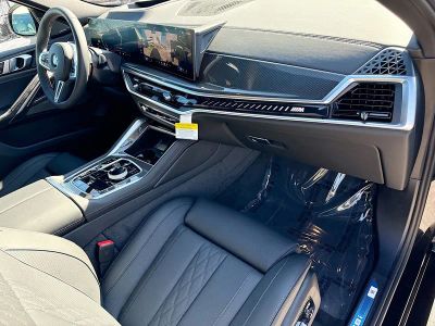 2027 BMW X6 — photo 14 view