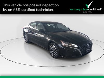 2024 Nissan Altima - Photo 1