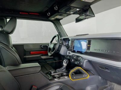 2022 Ford Bronco — photo 7 view