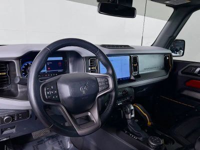 2022 Ford Bronco — photo 8 view