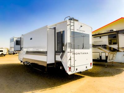 2026 Keystone RV Montana - Photo 9